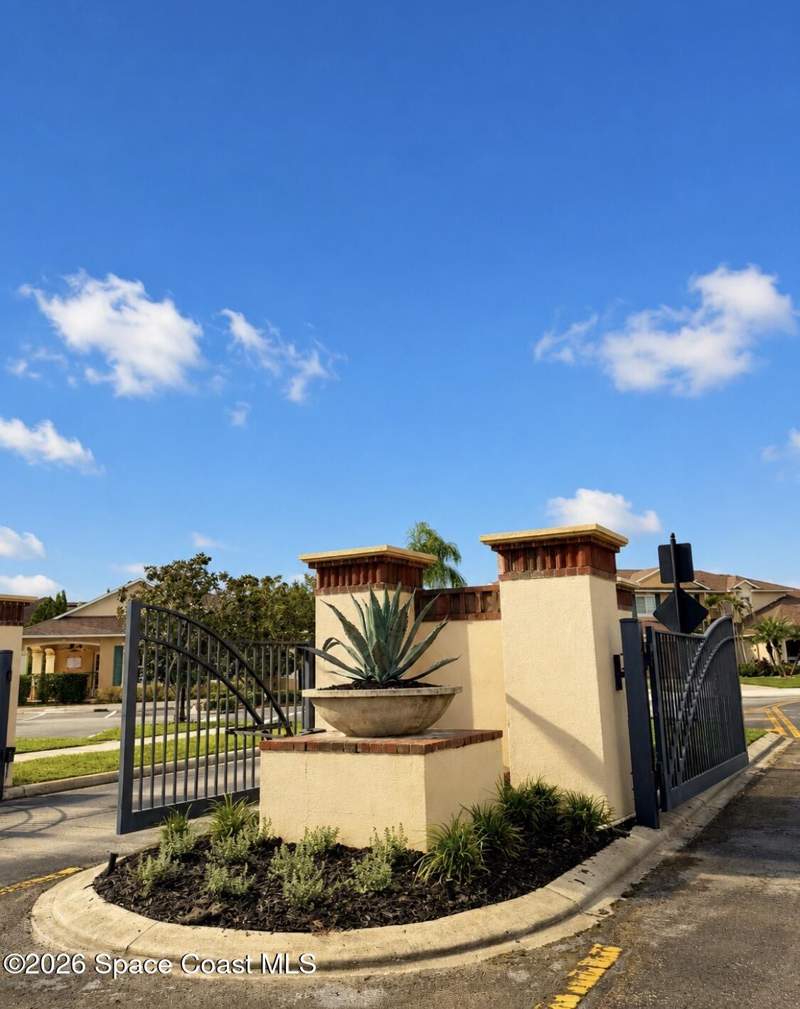 3 bedroom Townhouse at 5717 Tamarac Drive, Stoneridge Subdivision, Melbourne — photo 4