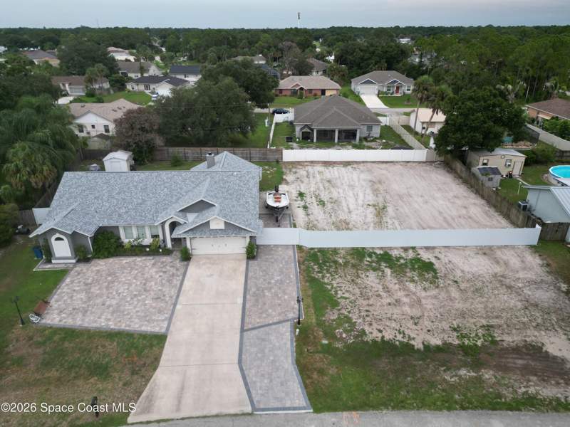 4 bedroom Single Family Residence at 1319 Whaling Avenue, Palm Bay, Palm Bay — photo 2