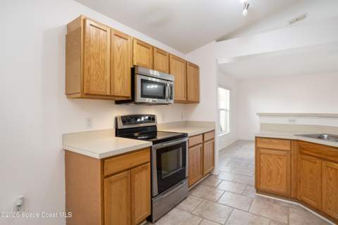 350 Tortuga Way, West Melbourne FL - photo 10 of 29