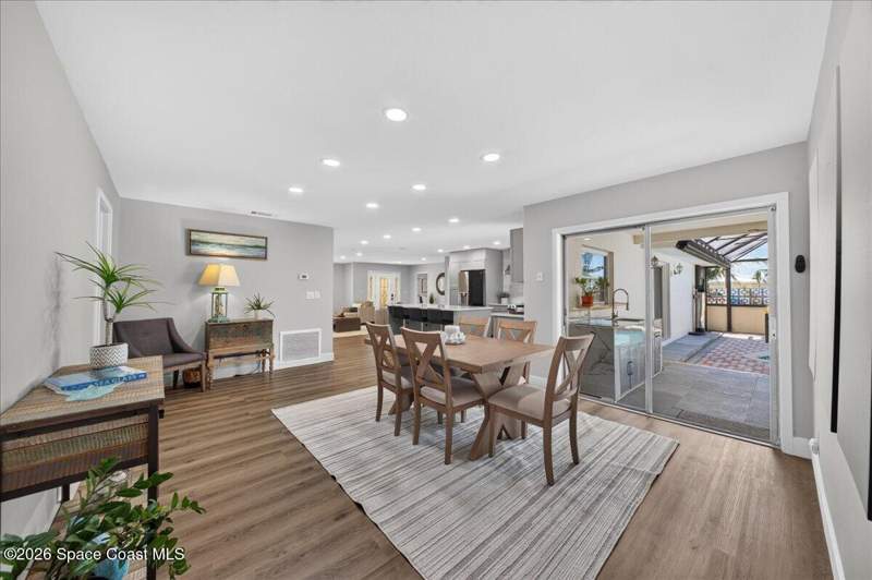 5 bedroom Single Family Residence at 150 Magnolia Street, Eau Gallie Shores, Satellite Beach — photo 3