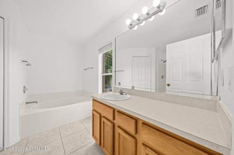 2087 Deercroft Drive, Melbourne FL - photo 21 of 63