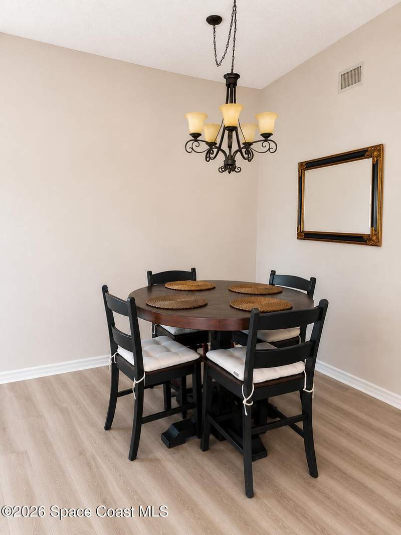 2 bedroom Single Family Residence at 741 Green Valley Lane, Courtyards Replat Suntree Pud Stage 5 Tract 62, Melbourne — photo 5