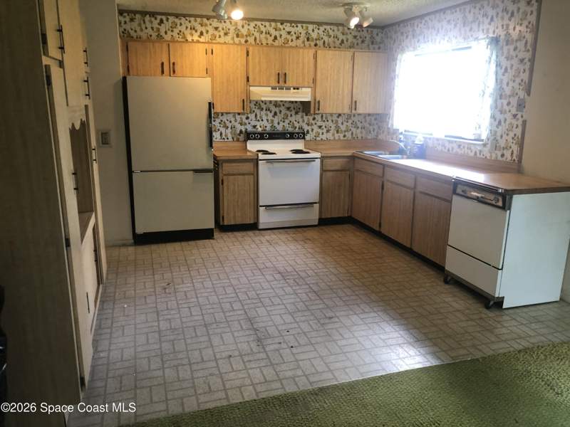 3 bedroom Single Family Residence at 1440 Carr Circle, Port Malabar Country Club Unit 4, Palm Bay — photo 5