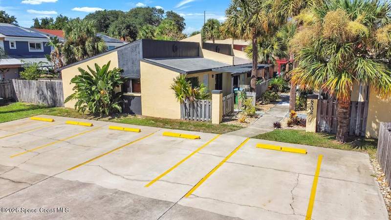 2 bedroom Townhouse at 8202 Canaveral Boulevard #1, Cape Canaveral Beach Gdns Unit 2, Cape Canaveral — photo 3
