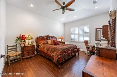 121 Seminole Lane, Cocoa Beach FL - photo 13 of 37