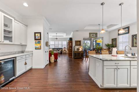 121 Seminole Lane, Cocoa Beach FL - photo 7 of 37