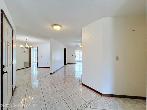 2983 W Ontario Circle, Melbourne FL - photo 7 of 39