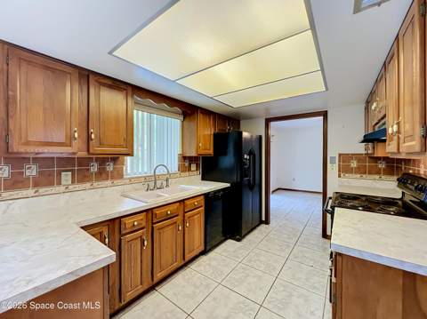 2983 W Ontario Circle, Melbourne FL - photo 17 of 39