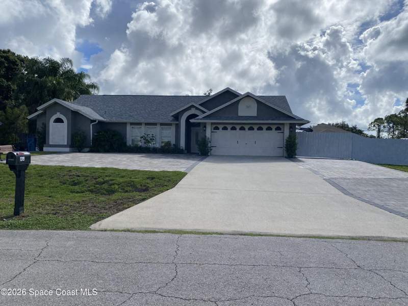 4 bedroom Single Family Residence at 1319 Whaling Avenue, Palm Bay, Palm Bay — photo 3