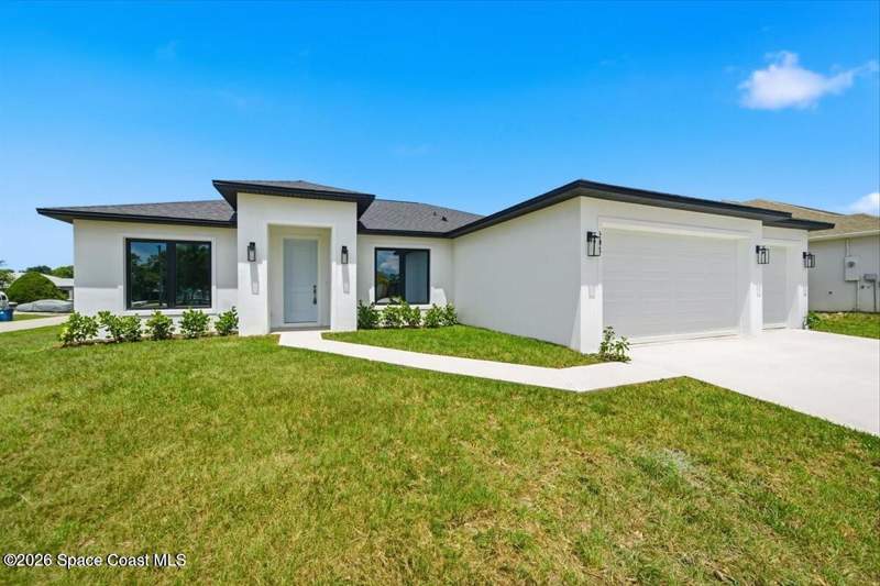 4 bedroom Single Family Residence at 824 Taluga Avenue, Port Malabar Unit 15, Palm Bay — photo 4