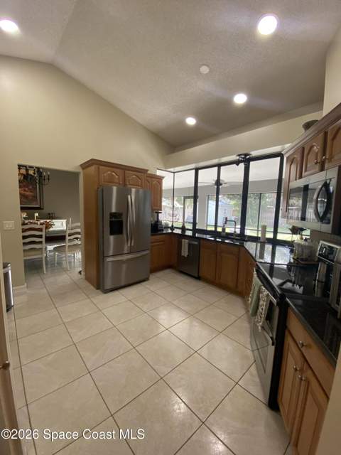 1319 Whaling Avenue, Palm Bay FL - photo 7 of 25