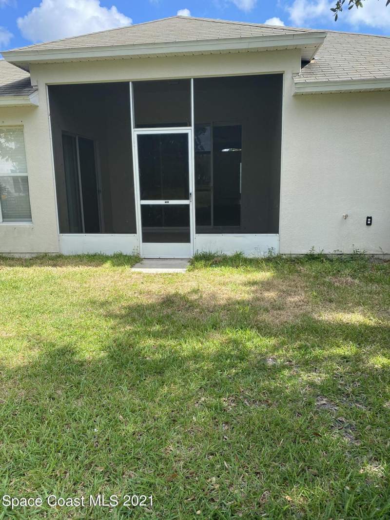 4 bedroom Single Family Residence at 2615 Kendrick Court, Westbrooke Phase VII Replat of Lots 5 6 and 7 of F, Indian Harbour Beach — photo 2