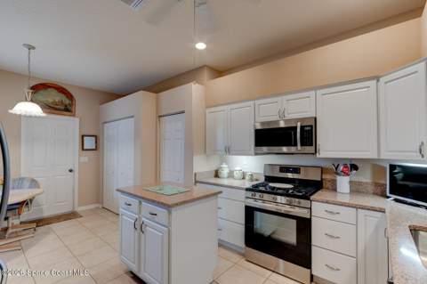 788 Danville Circle, West Melbourne FL - photo 12 of 37