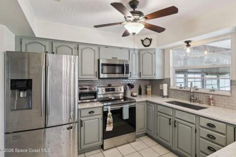 795 Simon Street, Palm Bay FL - photo 11 of 38