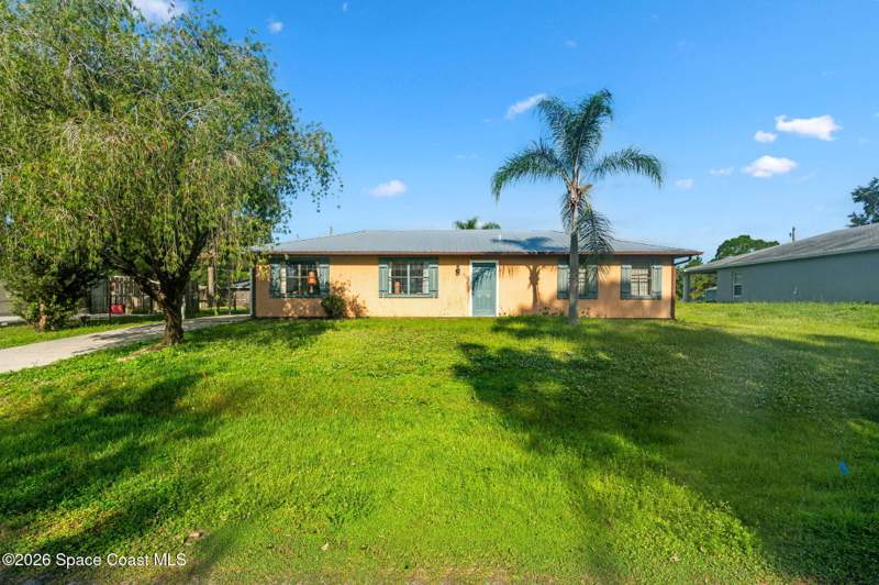 2 bedroom Single Family Residence at 854 Carnation Avenue, Port Malabar Unit 12, Palm Bay — photo 3
