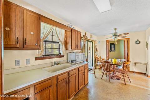 854 Carnation Avenue, Palm Bay FL - photo 10 of 41