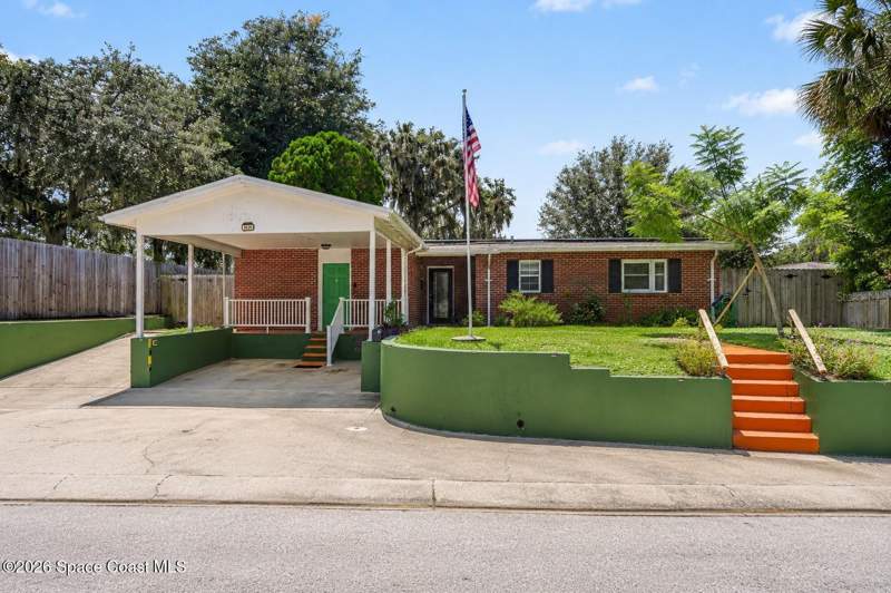 3 bedroom Single Family Residence at 2625 Garden Street, Lake Drive Terrace, Titusville — photo 2
