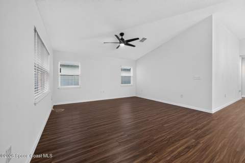 1028 Corbin Circle, Palm Bay FL - photo 14 of 32