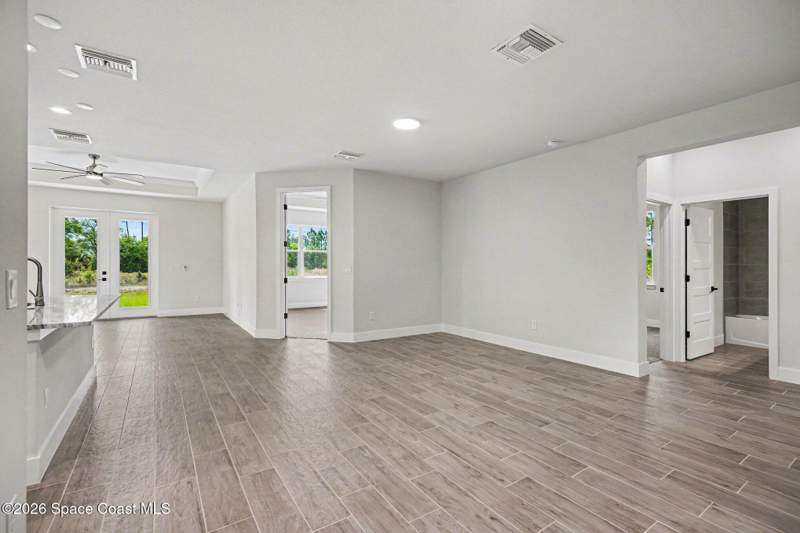4 bedroom Single Family Residence at 879 Wisham Street, Port Malabar Unit 49, Palm Bay — photo 5