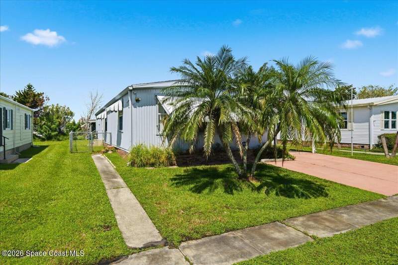2 bedroom Manufactured Home at 1818 Coco Plum Street, Palm Bay Colony Sec 2, Palm Bay — photo 4
