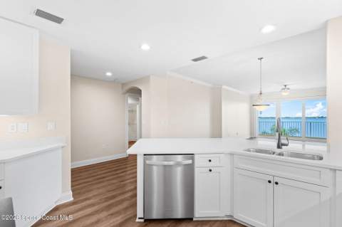 4007 N Harbor City Boulevard #402, Melbourne FL - photo 12 of 65