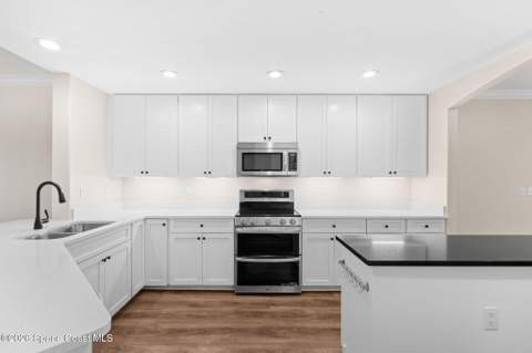 4007 N Harbor City Boulevard #402, Melbourne FL - photo 18 of 65