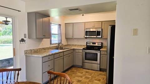 940 Bacon Circle, Palm Bay FL - photo 11 of 35
