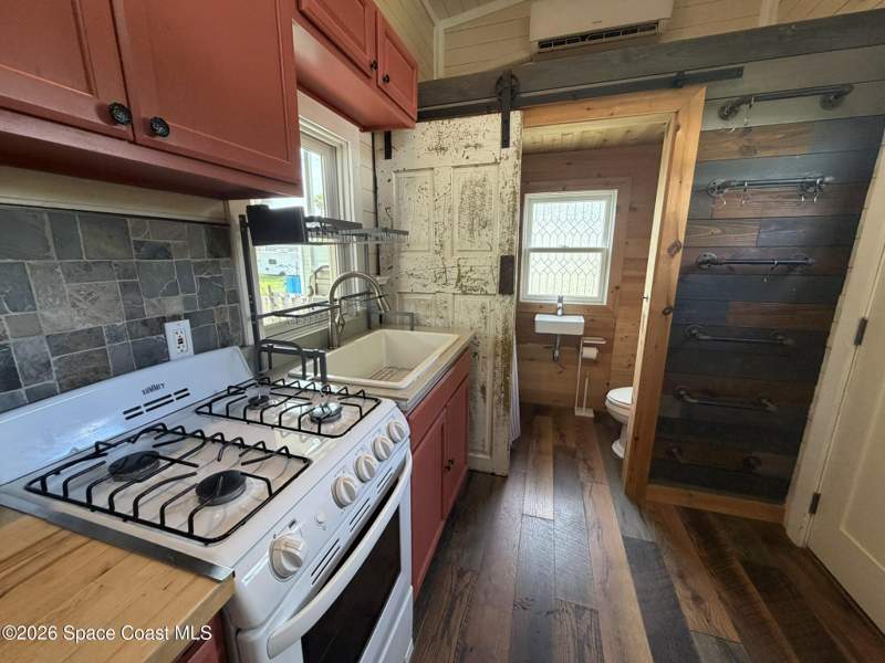 1 bedroom Single Family Residence at 232 Flamingo Drive, Peacewind, Cocoa — photo 4