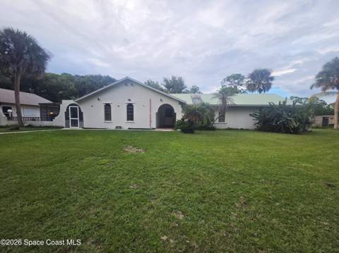 6870 Crepe Myrtle Drive, Grant FL - photo 6 of 79