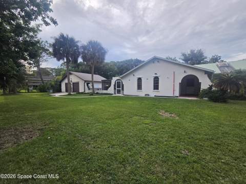 6870 Crepe Myrtle Drive, Grant FL - photo 7 of 79