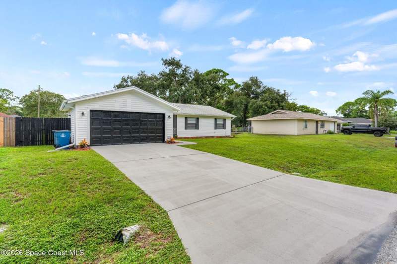 3 bedroom Single Family Residence at 1436 Starboard Street, Port Malabar Unit 42, Palm Bay — photo 5