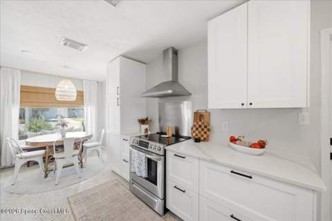145 Dorset Lane, Satellite Beach FL - photo 16 of 49