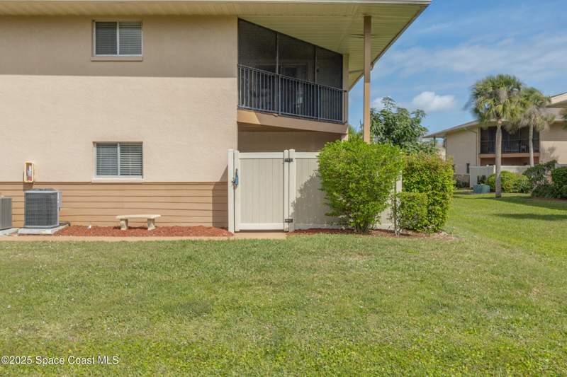2 bedroom Townhouse at 4117 Stock Avenue #602, Country Woods Village Condo Ph II, Rockledge — photo 2