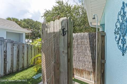 127 Madison Avenue, Cape Canaveral FL - photo 9 of 40