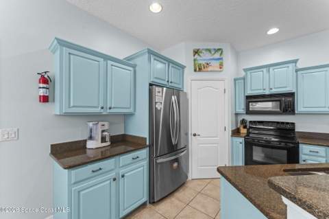127 Madison Avenue, Cape Canaveral FL - photo 17 of 40