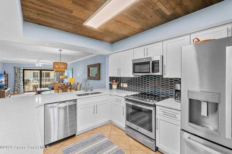 2 bedroom Condominium at 505 N Miramar Avenue #307, The Surfrider Condo of Indialantic, Indialantic — photo 5