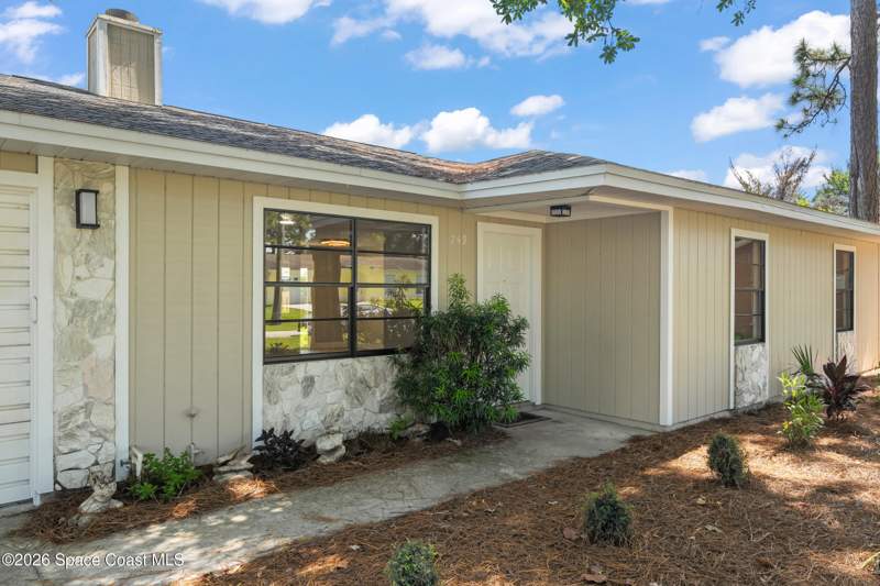3 bedroom Single Family Residence at 749 Elmont Street, Port Malabar Unit 48, Palm Bay — photo 2