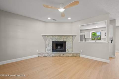 749 Elmont Street, Palm Bay FL - photo 6 of 28