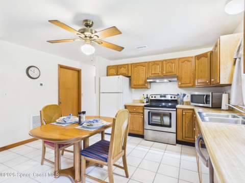 9545 Honeysuckle Drive, Micco FL - photo 10 of 26