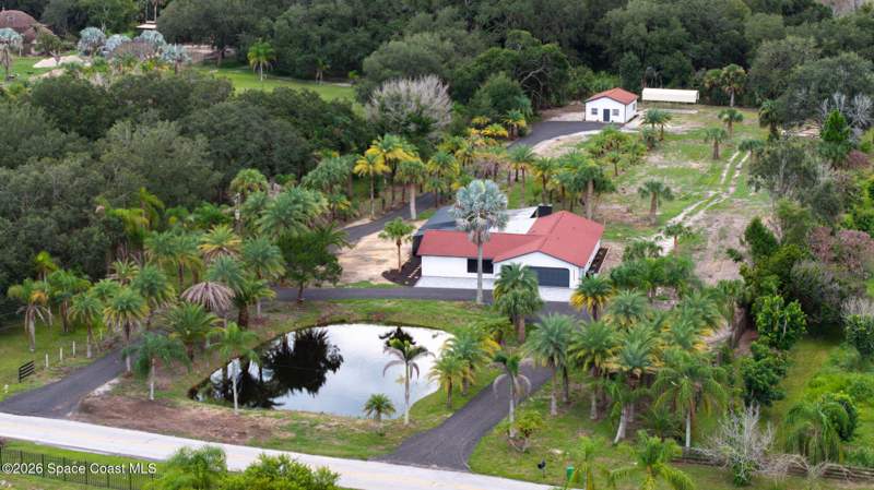 4 bedroom Single Family Residence at 305 W Crisafulli Road, Merritt Island, Merritt Island — photo 5