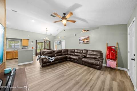 558 Jewell Street, Palm Bay FL - photo 7 of 31