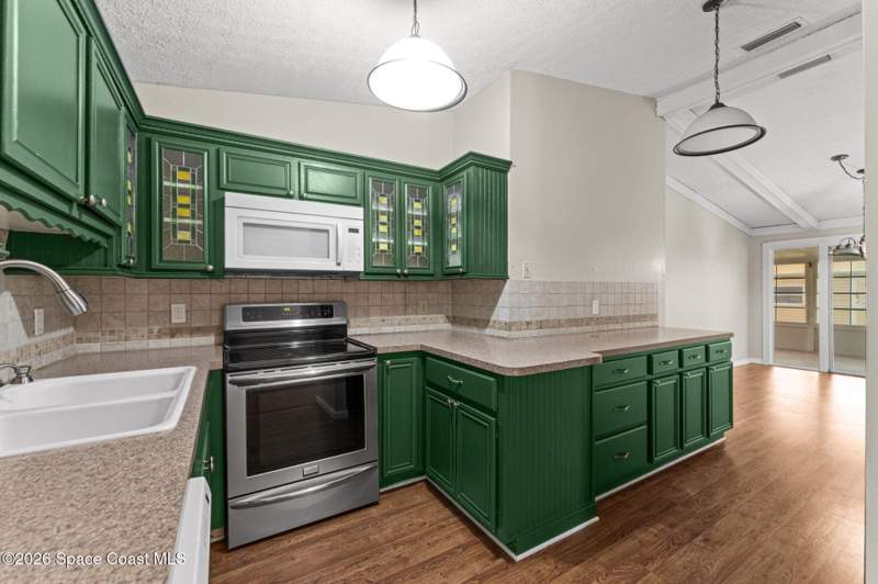 3 bedroom Single Family Residence at 1675 Saipan Street, Port Malabar Unit 16, Palm Bay — photo 4