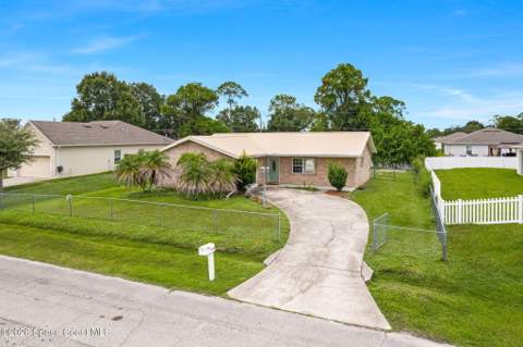 1675 Saipan Street, Palm Bay FL - photo 7 of 33