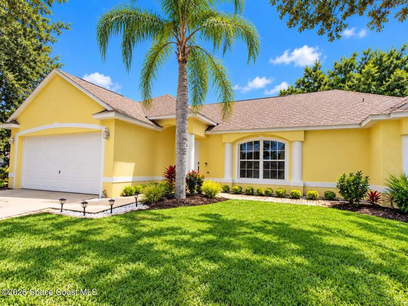 3 bedroom Single Family Residence at 5519 Kathy Drive, Oaktrails at Meadowridge The Phase V, Titusville — photo 3