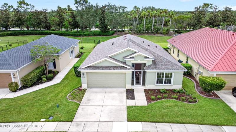 3 bedroom Single Family Residence at 1740 Dittmer Circle, Waterstone Plat 1 Pud, Palm Bay — photo 4