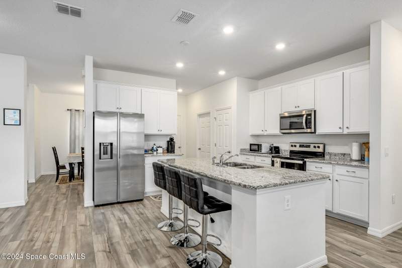 4 bedroom Single Family Residence at 1717 Dalroy Street, Port Malabar Unit 44, Palm Bay — photo 3