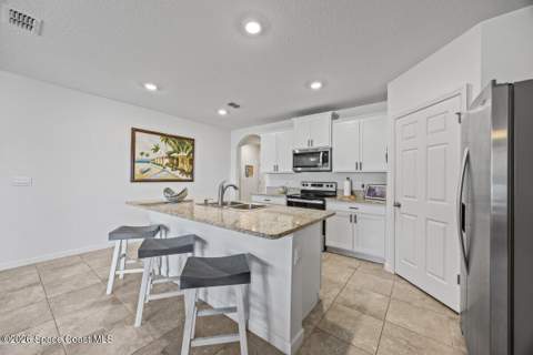 637 Old Country Road, Palm Bay FL - photo 9 of 35