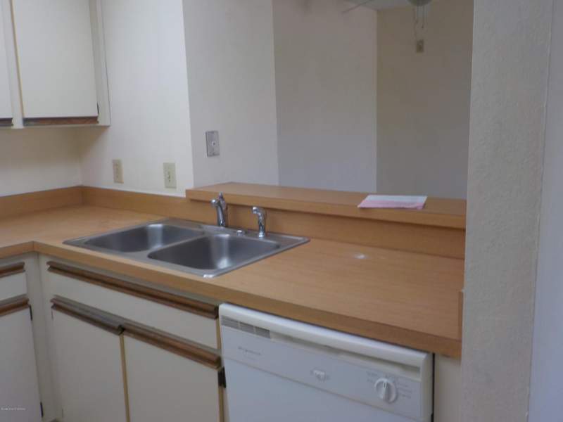 1 bedroom Condominium at 933 NE Sonesta Avenue #107, Port Malabar Country Club Unit 7 Pt of Second Repl, Palm Bay — photo 5