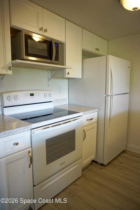 166 San Juan Circle #166, Melbourne FL - photo 8 of 39
