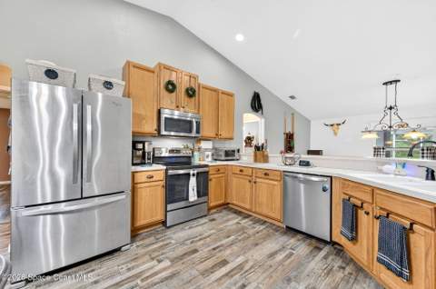 199 Greenbrier Avenue, Palm Bay FL - photo 15 of 50